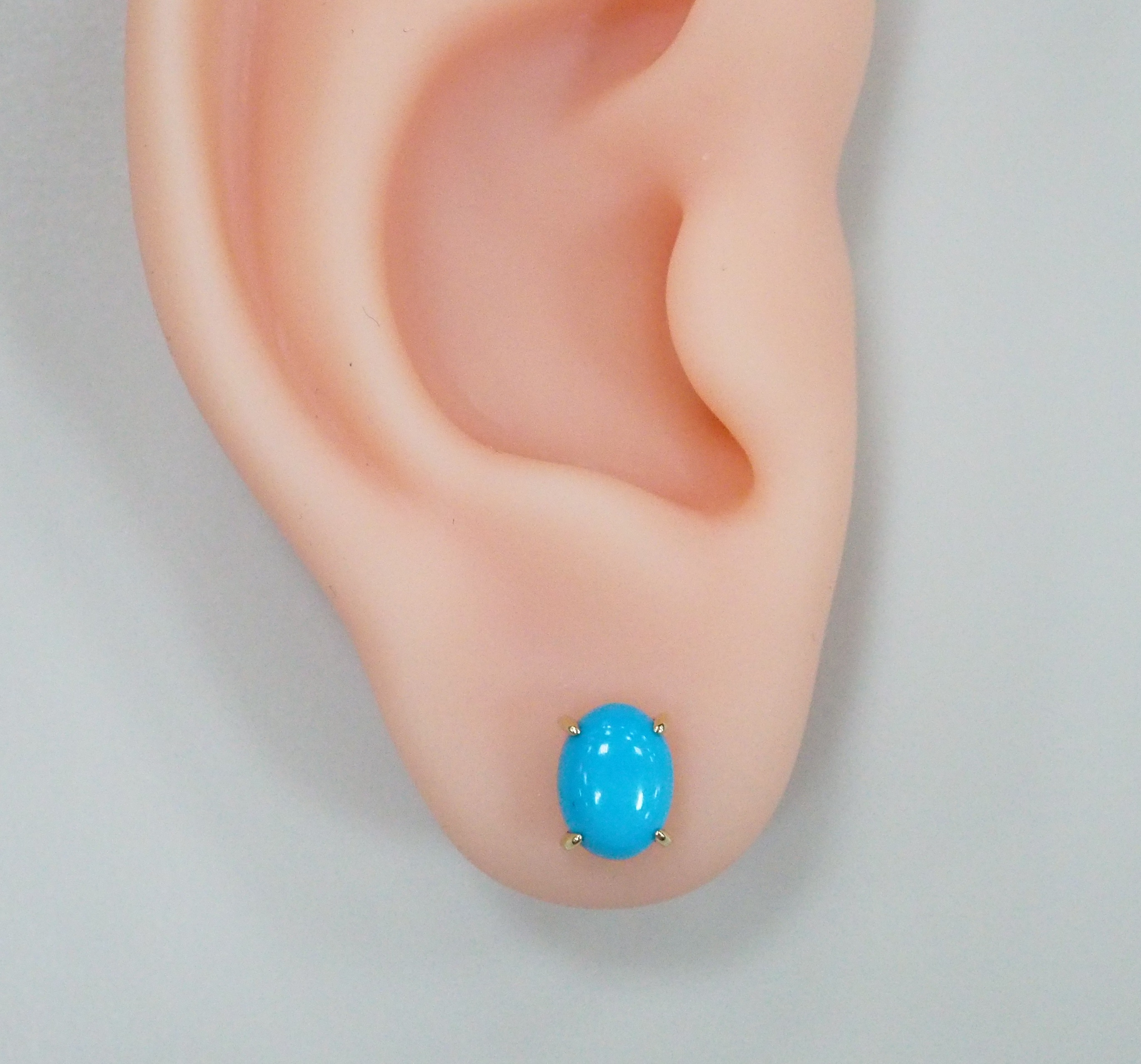 Серьги-пусеты из желтого золота с бирюзой